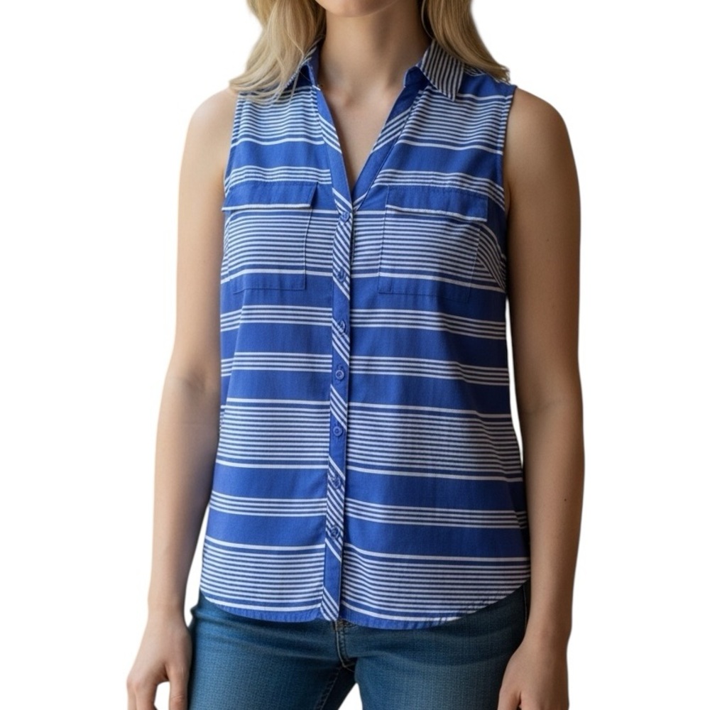 NEW YORK & COMPANY Top Button Down Sleeveless V-Neck Size Small Blue White